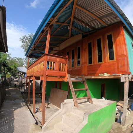 Jhuna Komodo Homestay Exteriér fotografie