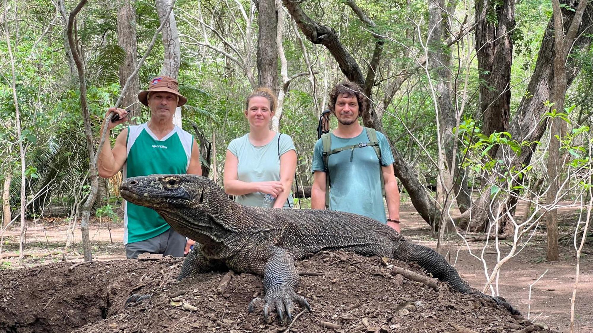 Jhuna Komodo Homestay Exteriér fotografie