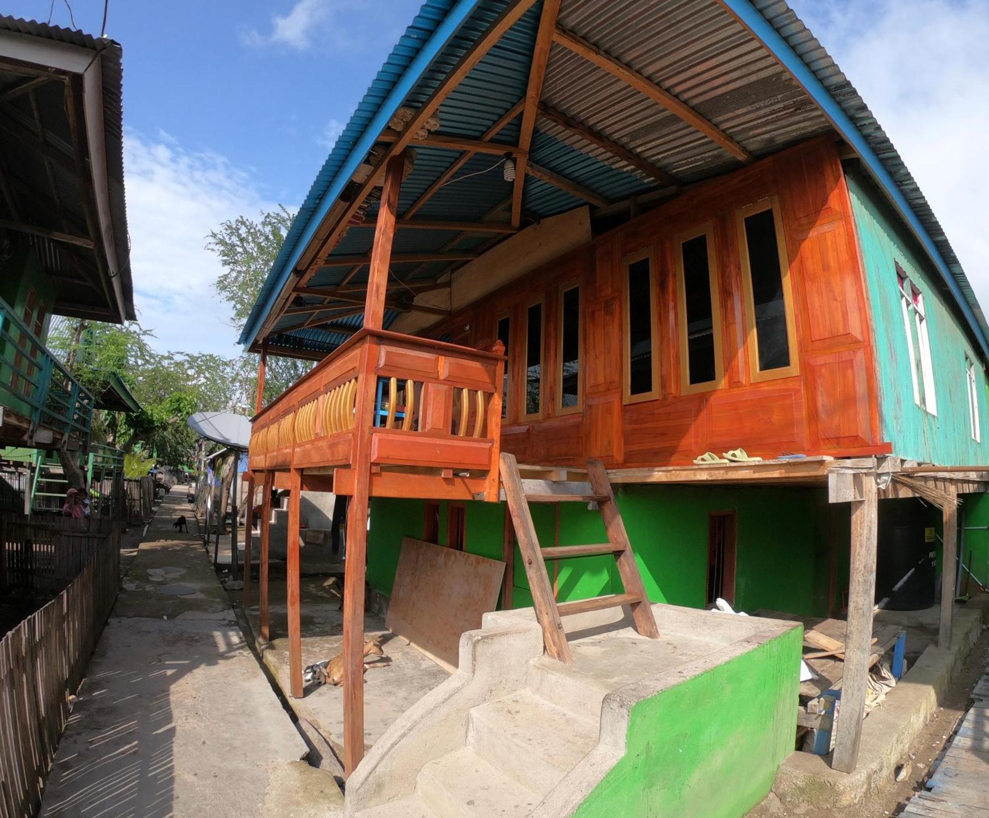 Jhuna Komodo Homestay Exteriér fotografie