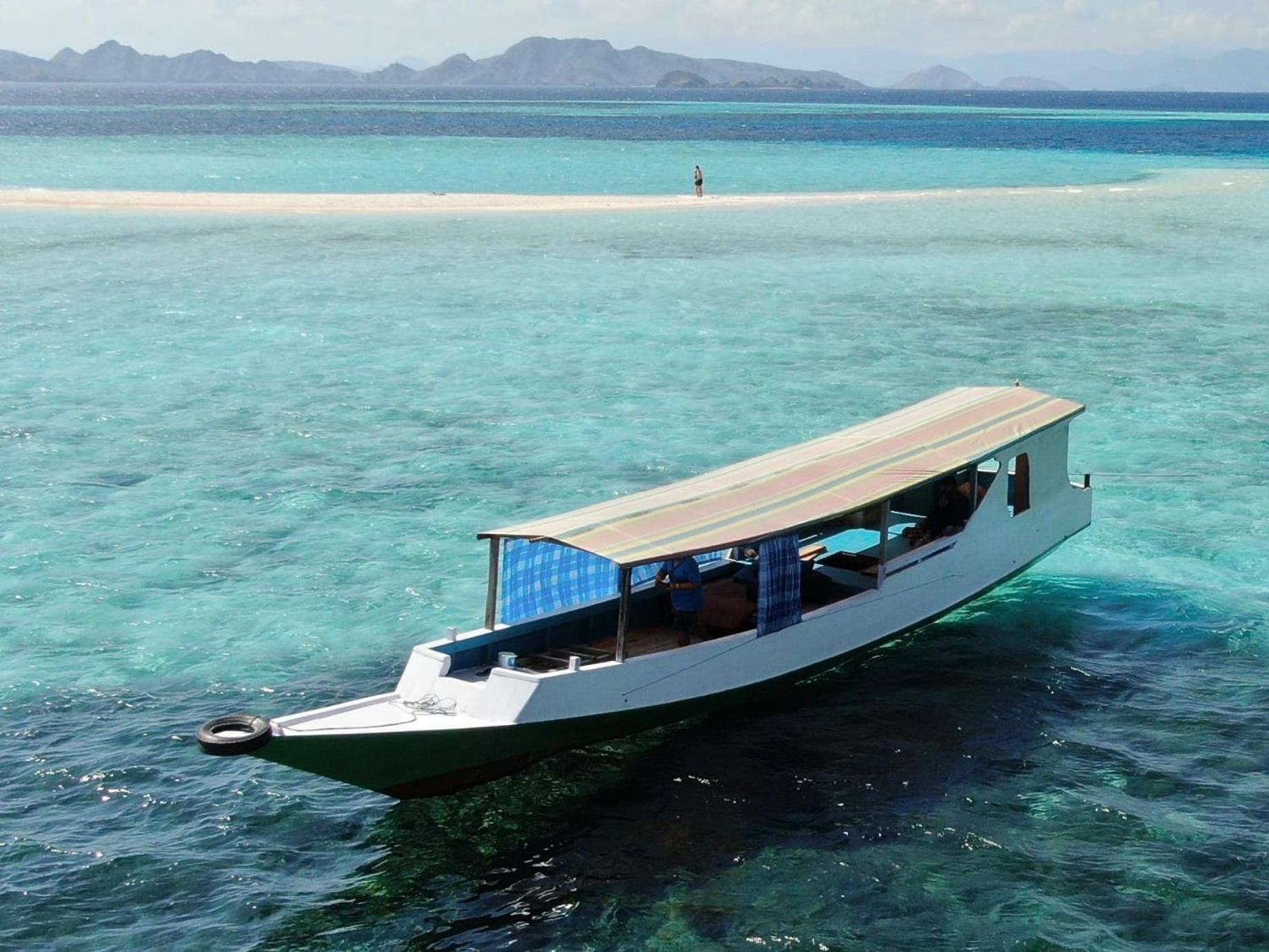 Jhuna Komodo Homestay Exteriér fotografie