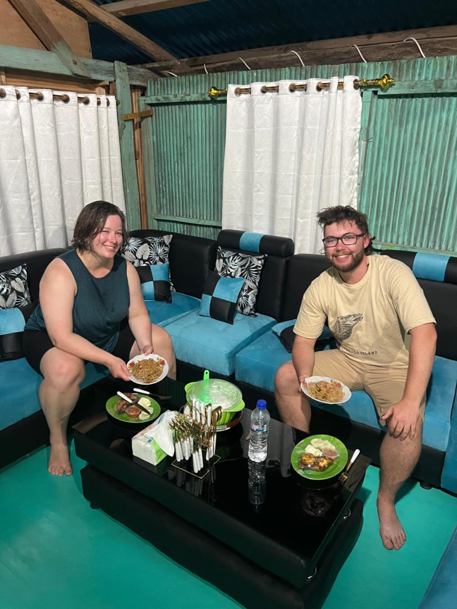 Jhuna Komodo Homestay Exteriér fotografie