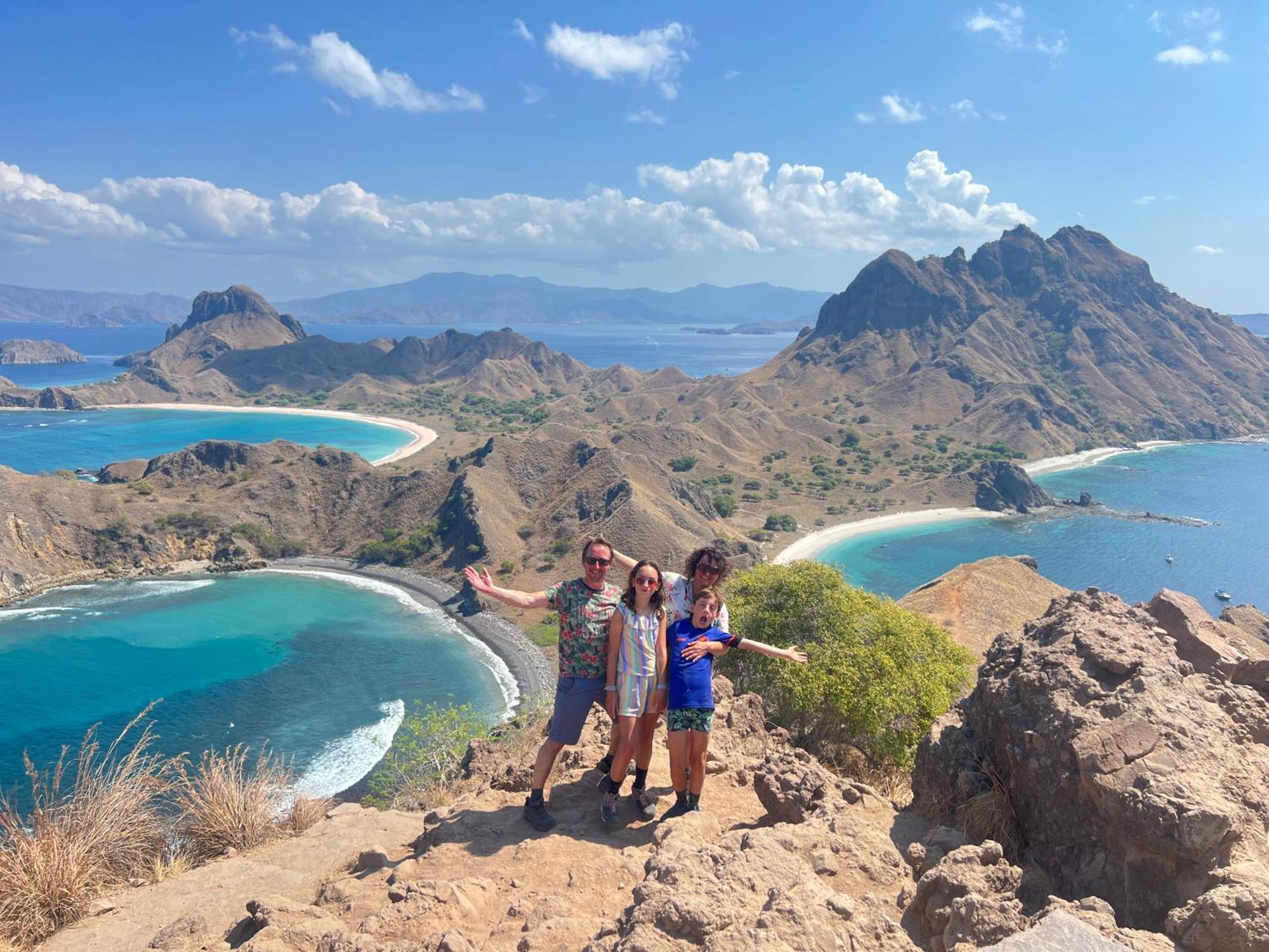 Jhuna Komodo Homestay Exteriér fotografie