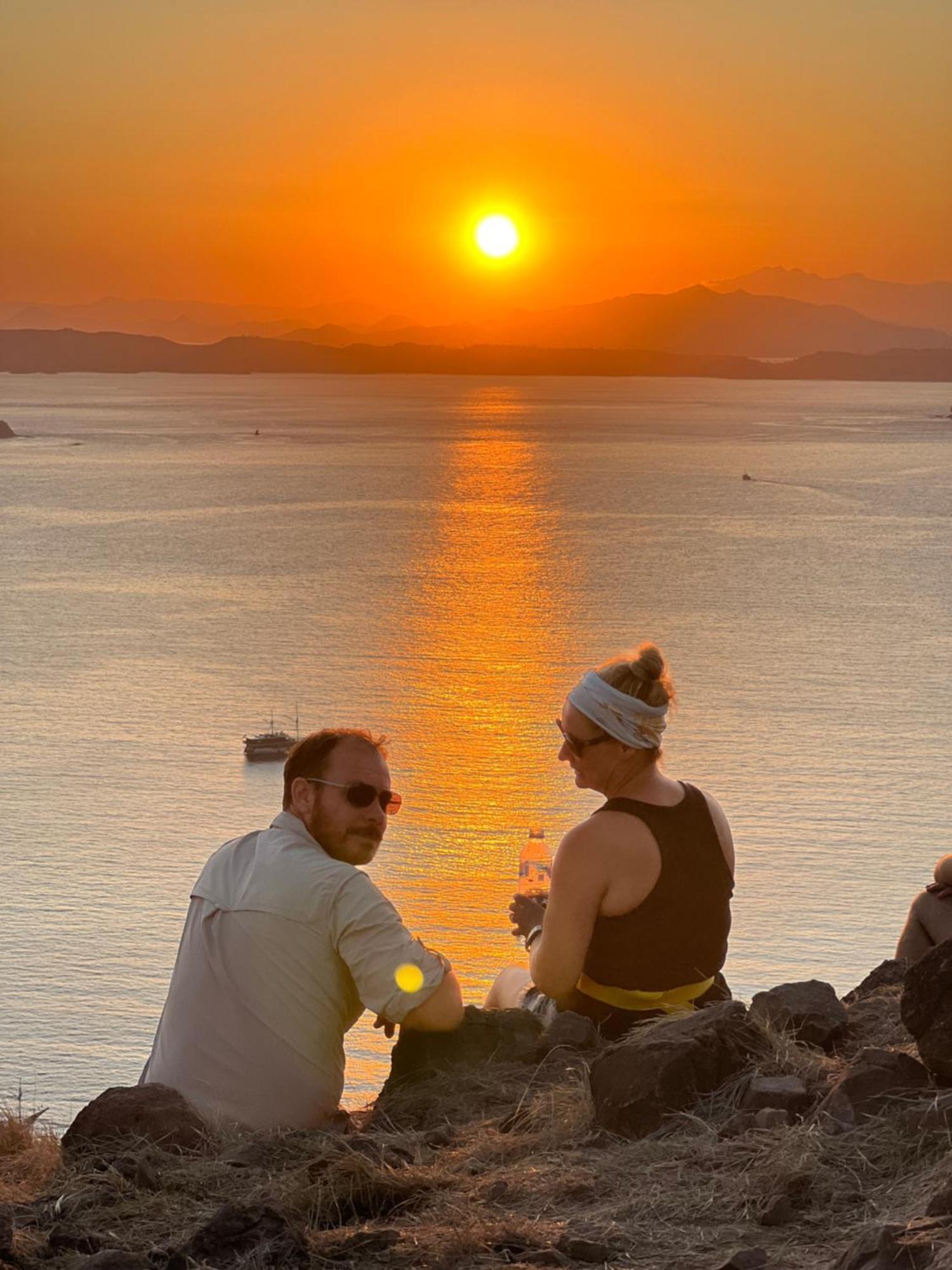 Jhuna Komodo Homestay Exteriér fotografie
